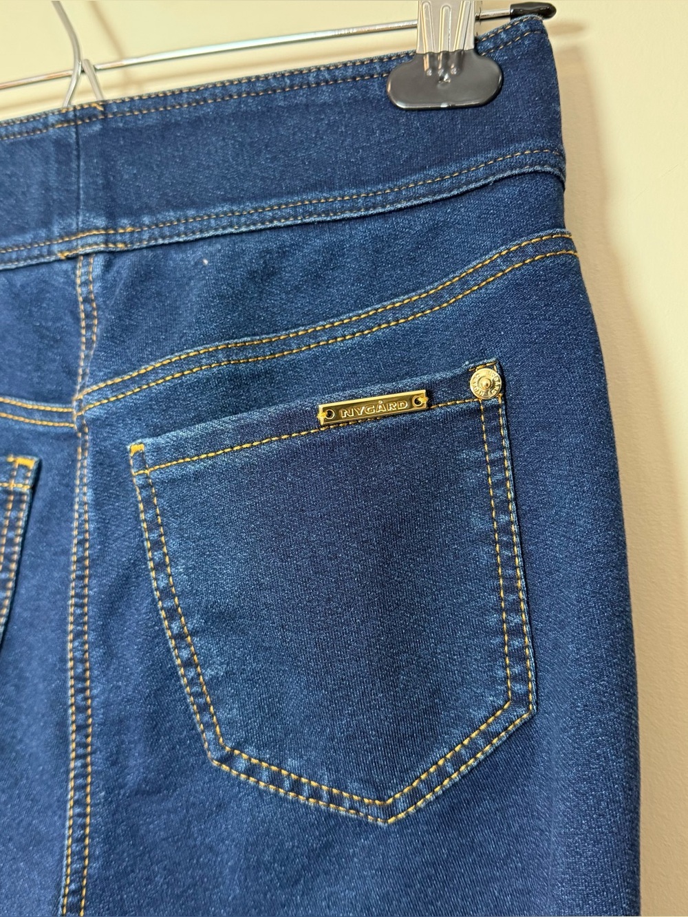 Nygard Slims Pull On Jeans Dark Wash Elastic Waist Stretch Size S - Picture 4 of 8